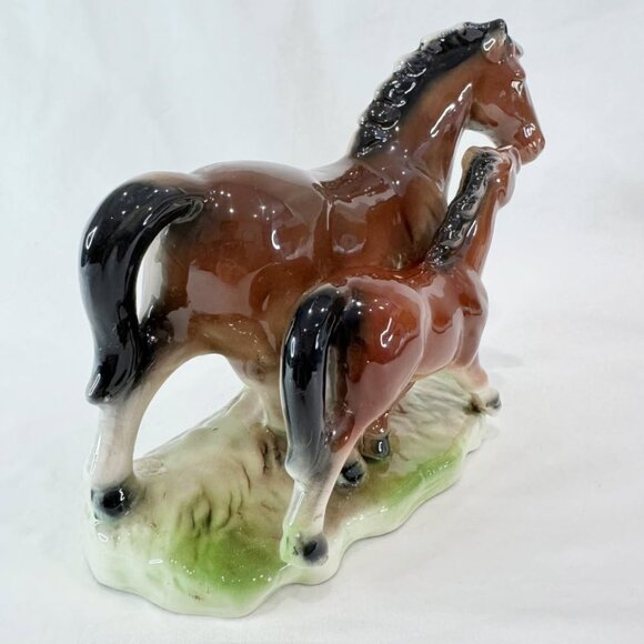 Vintage Porcelain Horse Figurine With Foal Statue Hand Painted Glazed Realistic - Picture 7 of 8
